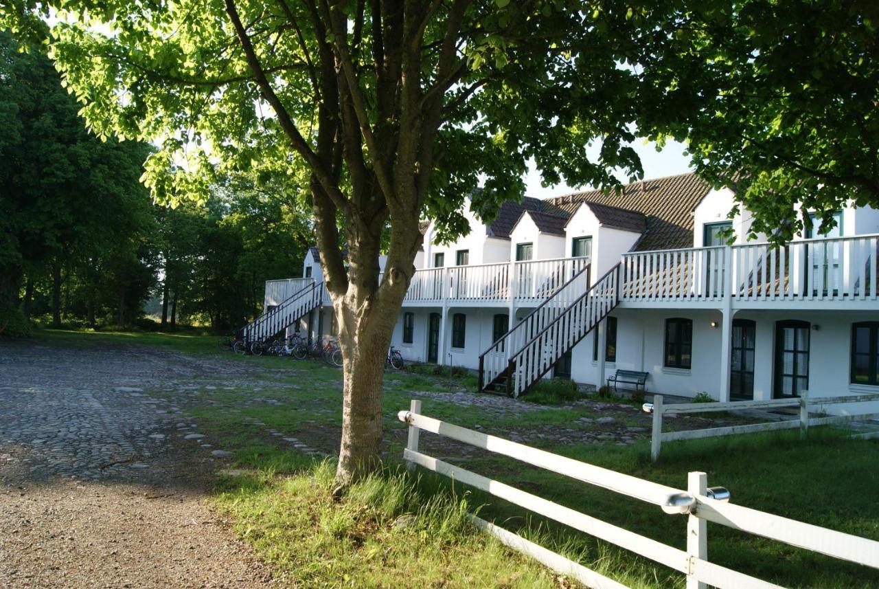 Hotel Nygaard Laeso Byrum Exterior photo